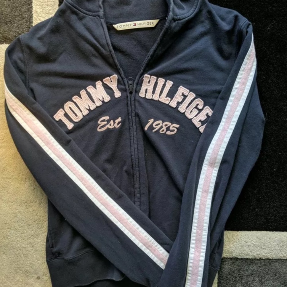 Woman's Full Zip Tommy Hilfiger Sweatshirt